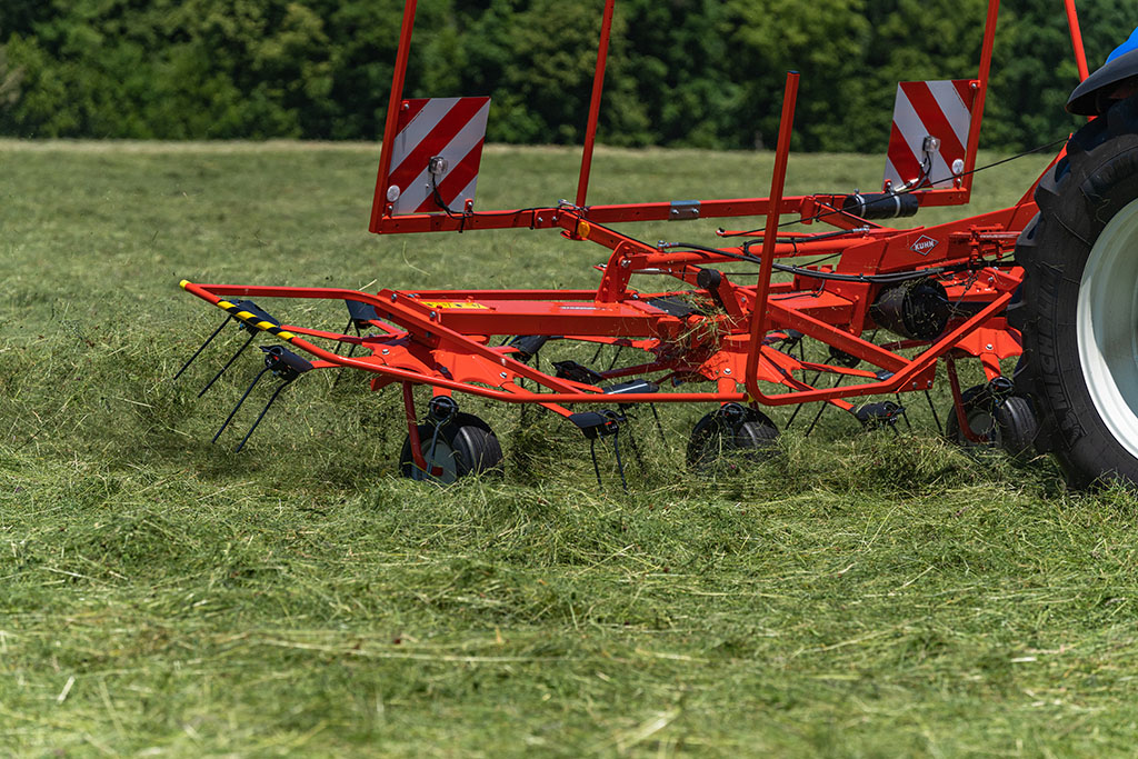 Сіноворушилка KUHN GF 5203, GF 5903, GF 6503, GF 7803, GF 7903 