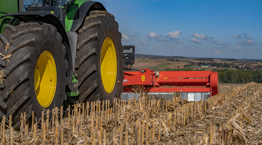 RM610R_WORK_GROUND_JOHN DEERE (8).jpg