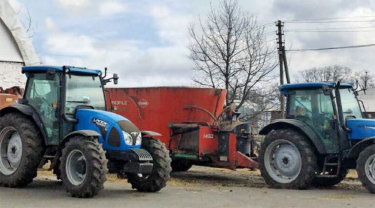 Бій з гідрою чи історія Попелюшки?